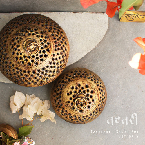 Tashtari Dhoop Pot- Set of Small and Large