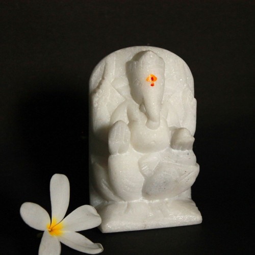 Vighnaharta- Makrana White Stone Craft Shree Ganesha Idol