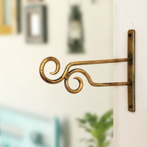 Two-Faced Ankud - Set of 4 Wall Mount Hangers for lantern and Planter