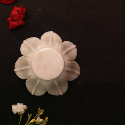 Blooming Flower– White Marble Urli Bowl