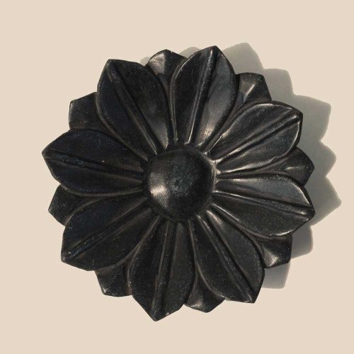 Blooming Egyptian lotus– Black Marble Urli Plate