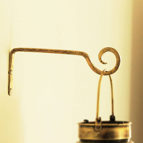 General Ankud - Set of 2 Wall Hangers for Lantern and Planter